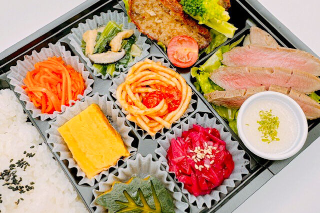 美味しい生活『肉食創色』-牛たん焼と国産牛100％メンチカツ