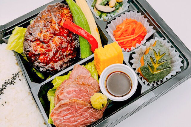 美味しい生活『肉食創色』-やわらかハンバーグ（牛ハラミステーキ）