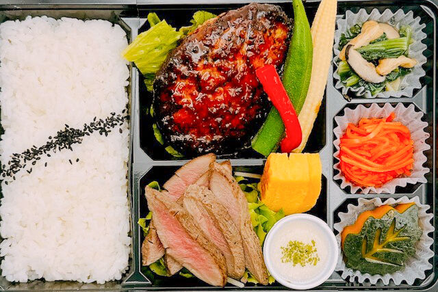 美味しい生活『肉食創色』-やわらかハンバーグ（牛たん塩焼き）