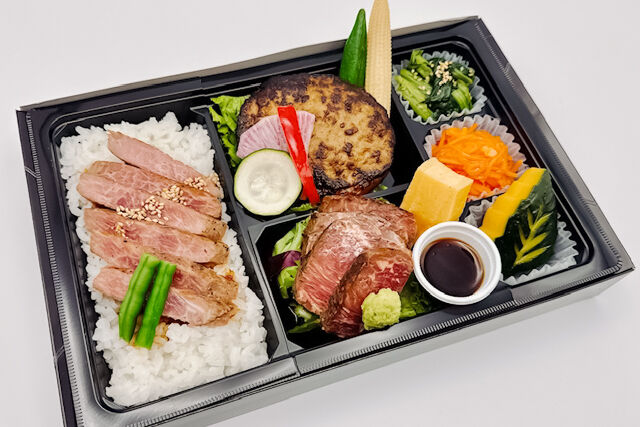 美味しい生活『肉食創色』-サーロインステーキ重とやわらかハンバーグ（牛ハラミステーキ）