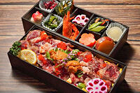 肉鮨吉田-贅沢大盛！ウニとカニとステーキと彩り野菜の二段重