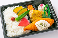 nina&#039;s deli-Deliランチ ハニーマスタードチキン＆フライドフィッシュ