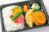 nina&#039;s deli-Deliランチ 白身魚のバジルフライ＆ビスクソースのカニクリ