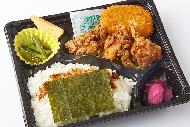 お弁当 デリカ とくとく の おかか海苔から揚げ コロッケのダブルメイン弁当 ごちクル お弁当の配達 デリバリー