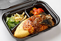 おべんとTanTan-【選べるソース】濃厚半熟オムライスと炭火焼き鶏ももステーキ