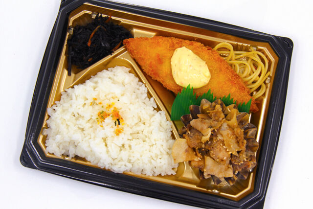 TOMYバラエティ弁当／豚焼肉と白身フライ弁当