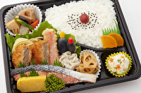 弁当 いもや-鮭の塩焼幕の内弁当