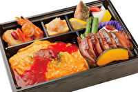 OmtRak-オムライスチキントマトソース ローストビーフ御膳