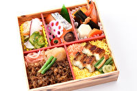 お料理のまねき ～創業明治21年 伝統の味～-但馬牛と穴子ちらし膳