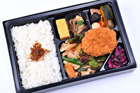 大阪手づくり弁当 はまよし-2種のおかずが楽しめる！豚野菜炒めとコロッケ幕の内