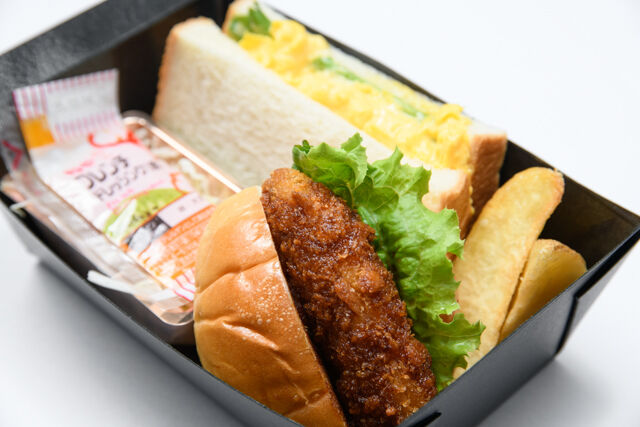 大阪手づくりサンドイッチ ミカサンド-卵サンド＆コロッケロール