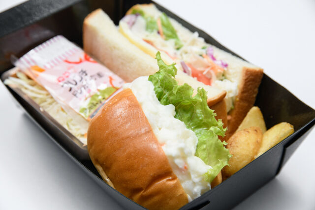 大阪手づくりサンドイッチ ミカサンド-チーズ野菜サンド＆ポテサラロール