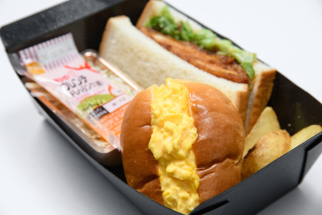 大阪手づくりサンドイッチ ミカサンド-チキンカツサンド＆卵ロール