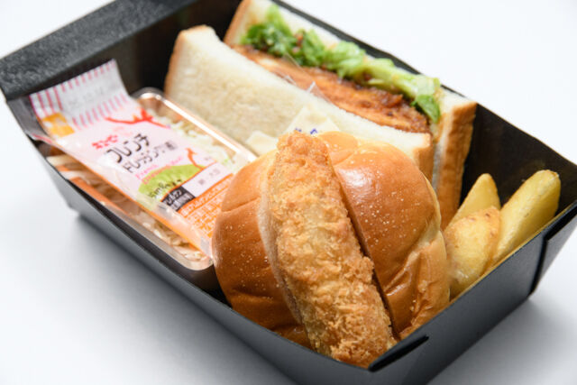 大阪手づくりサンドイッチ ミカサンド-チキンカツサンド＆白身フライロール