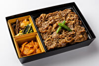 大阪焼肉・ホルモン ふたご-【熨斗対応可】【お茶付き】黒毛和牛の焼肉弁当