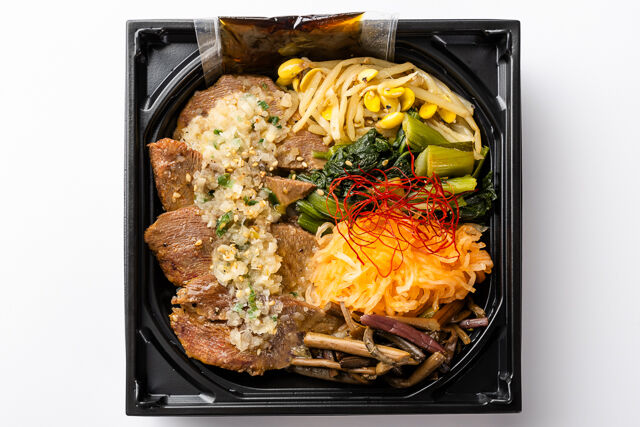 大阪焼肉・ホルモン ふたご-【熨斗対応可】厚切り牛タンのビビンバ丼