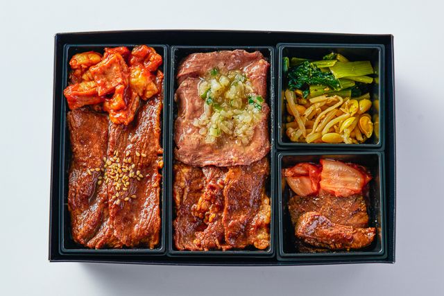 大阪焼肉・ホルモン ふたご-【熨斗対応可】ふたごの人気焼肉5種盛重