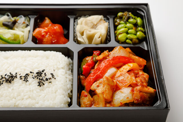 北京飯店-【幕の内】鶏肉とピーナッツの四川風炒め弁当