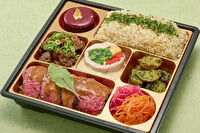 Peluche monde（名古屋店）-赤身ステーキ＆ポーピエット弁当～Menu deliciou～