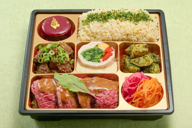 Peluche monde（名古屋店）-赤身ステーキ＆ポーピエット弁当～Menu deliciou～