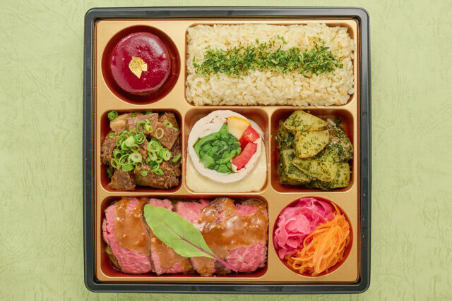 Peluche monde（名古屋店）-赤身ステーキ＆ポーピエット弁当～Menu deliciou～
