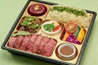 Peluche monde（札幌店）-プリュシュモンド特選 極上牛ステーキ弁当～menu tres bien～