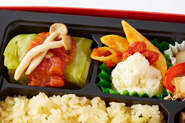 洋食屋POND-【7/15～のお届け】洋食屋さんの三元豚ポークグリル弁当（プチデザート付き）