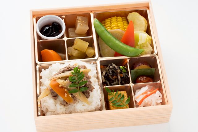 【熨斗対応可】おもてなし和菜膳～彩り蒸し野菜と牛ごぼう～