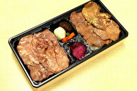 牛たん炭焼 利久-牛たん丼～たれと塩のW弁当～