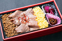 牛たん炭焼 利久-牛たん三色丼弁当