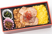 牛たん炭焼 利久（名古屋店）-牛たん三色丼弁当