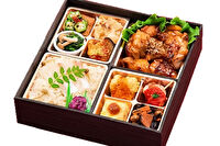 四季の味 莉匠庵-【熨斗対応可】四季の副菜と鯛めし・グリルチキン御膳