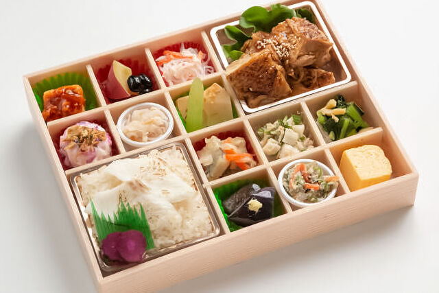 四季の味 莉匠庵-【熨斗対応可】彩り鯛めし＆グリルチキン御膳