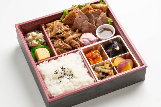 四季の味 莉匠庵-【熨斗対応可】3種の肉盛り御膳