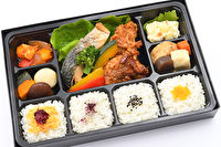 ロケ弁マスター-鰤の照り焼きと唐揚げWメイン弁当