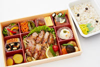 旬彩弁当 笹本-【熨斗対応可】飛騨牛ステーキと11菜幕の内