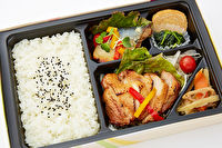 よりどり弁当 さくら日和-チキンステーキとさばの西京焼き幕の内