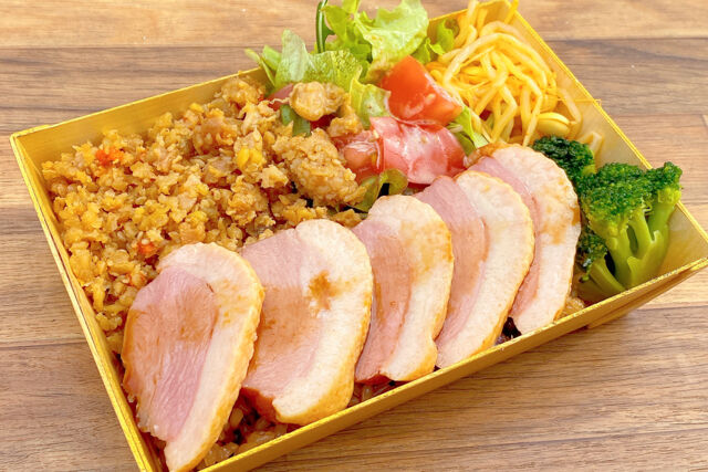 サラダイスTOKYO／サラダと酵素玄米ボックスでヘルシーに満腹を
