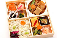 割烹 咲弥-saya--【熨斗対応可】特選牛すきやき御膳