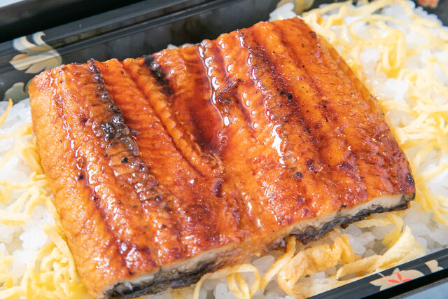 砂町 清月-【熨斗対応可】【夏限定】鶏西京焼き二段弁当（うな重弁当）