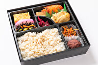 千魚のお弁当-桔梗弁当 真鯛焼きほぐし