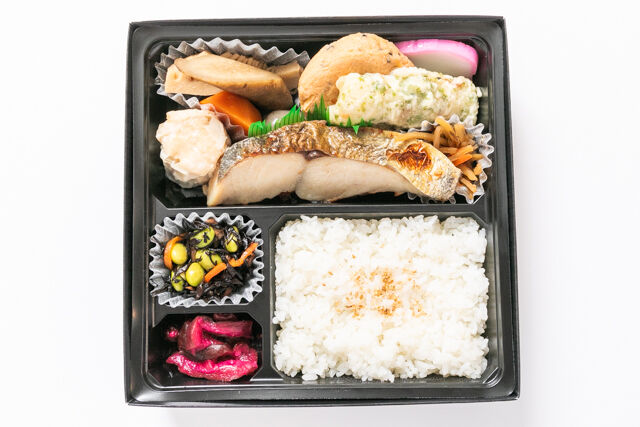 千魚のお弁当-みやび弁当 銀ひらす西京焼き