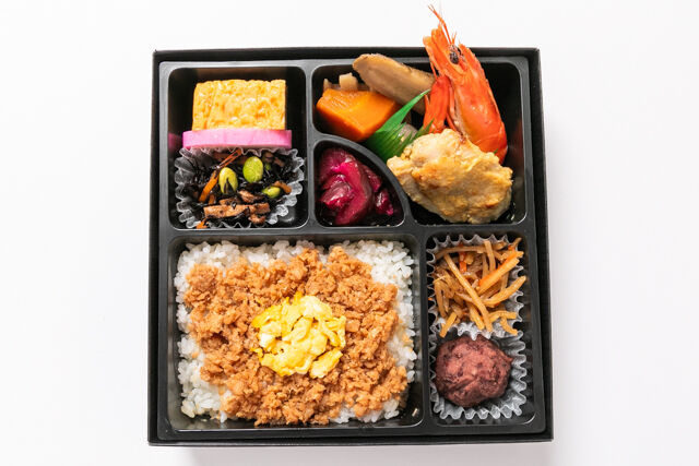 千魚のお弁当-桔梗弁当 鶏そぼろ
