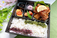 仕出し弁当 まつなが-鶏照焼き4升御膳（白御飯）