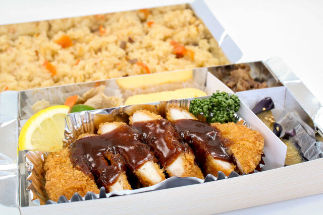 重丸-ソース豚カツ弁当（NO.211）