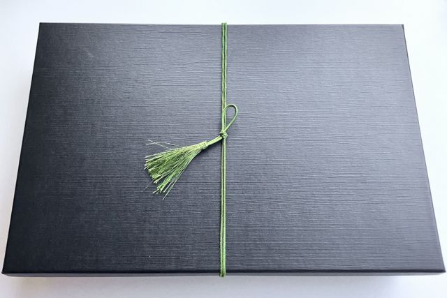 四季彩-【熨斗対応可】厳選和牛ローストビーフの贅沢三種盛り弁当