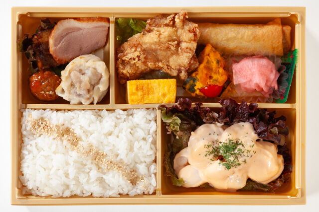 四川料理 鸞鳳（ランホウ）-豪華中華幕の内！メイン海老マヨ炒め