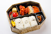 下町弁当-俵おにぎり＆ヤンニョムチキン弁当
