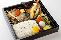 下町弁当-おかず満載 すき焼き幕の内弁当