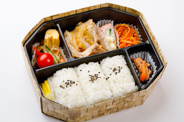 下町弁当-俵おにぎり＆ 豚肩ロース焼肉弁当